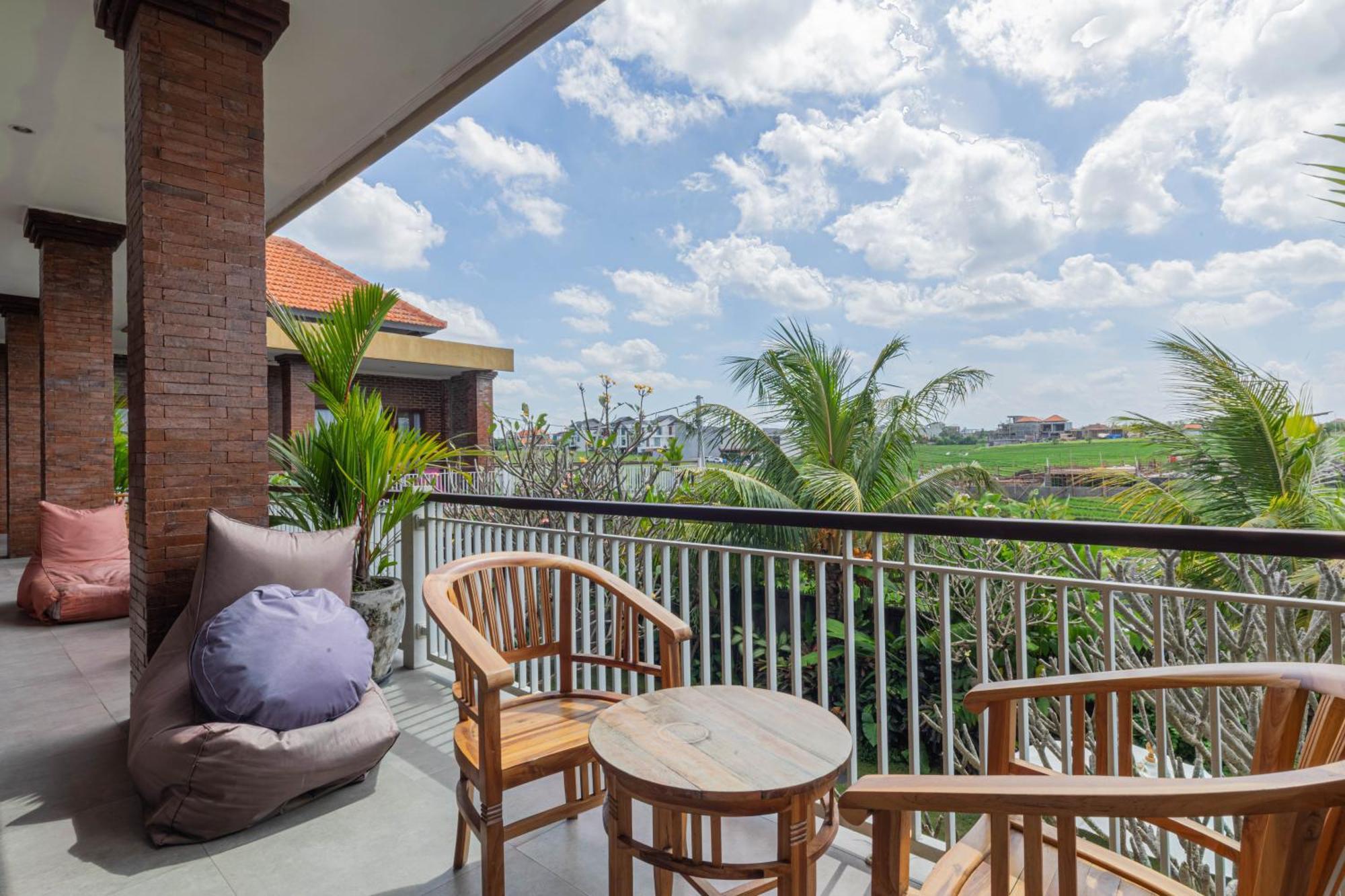 Frangipani House And Spa By Ecommerceloka Canggu Extérieur photo
